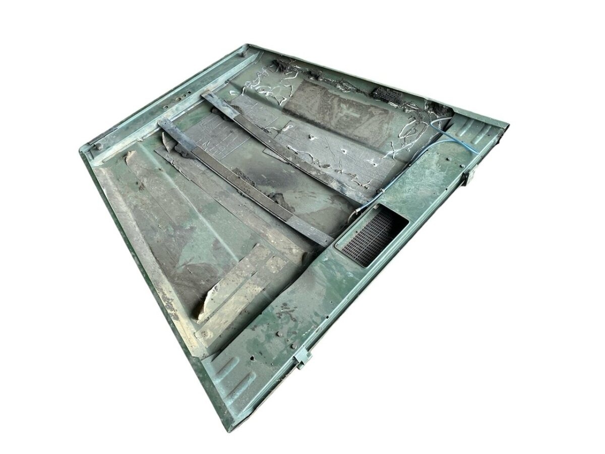 Mercedes-Benz G-Class W460 Hood (Bonnet Assembly) view 2
