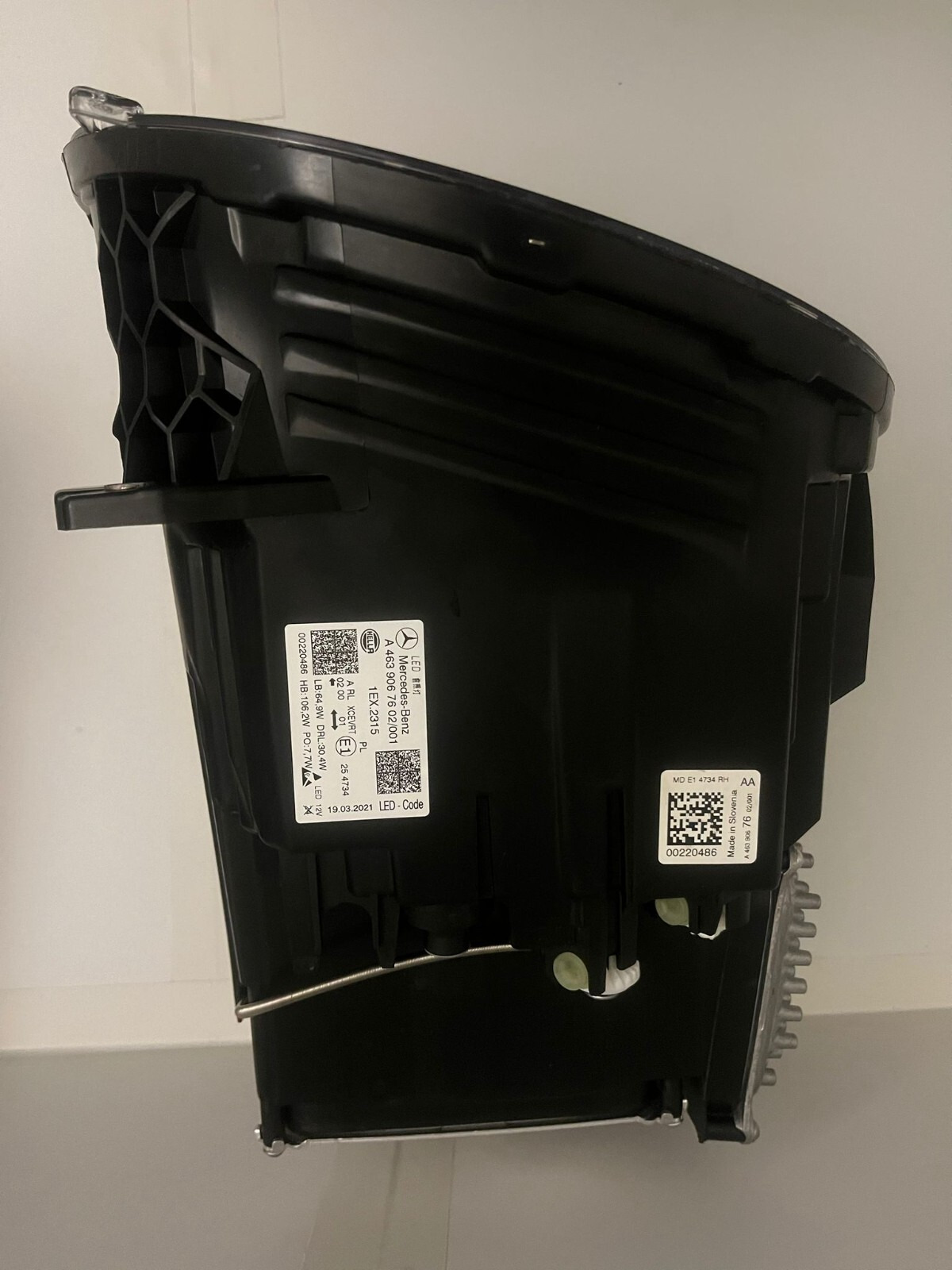 Mercedes-Benz G-Class W463 / W463A / W464 Multibeam LED Black Line Headlight OEM (2018+) view 4