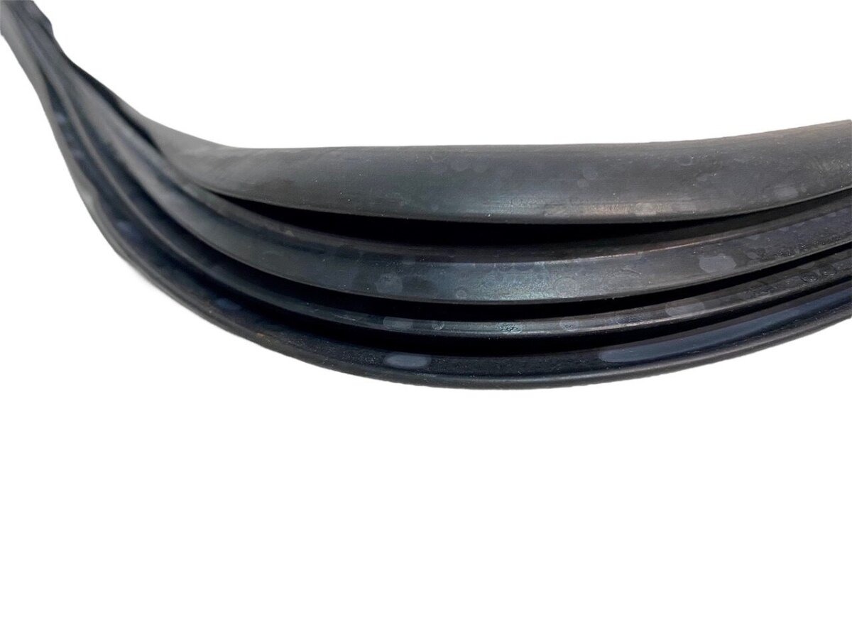 Mercedes-Benz G-Wagon W460 W461 W463 Front Windshield Gasket / G-Class Windscreen Rubber Seal – A4606710320 view 3