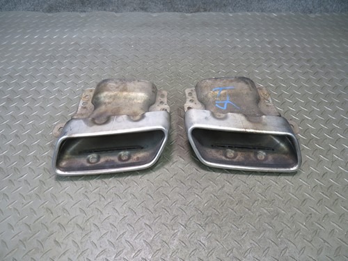 2013–2020 Mercedes-Benz R231 SL550 Rear Left & Right Exhaust Muffler Tips – OEM Set
