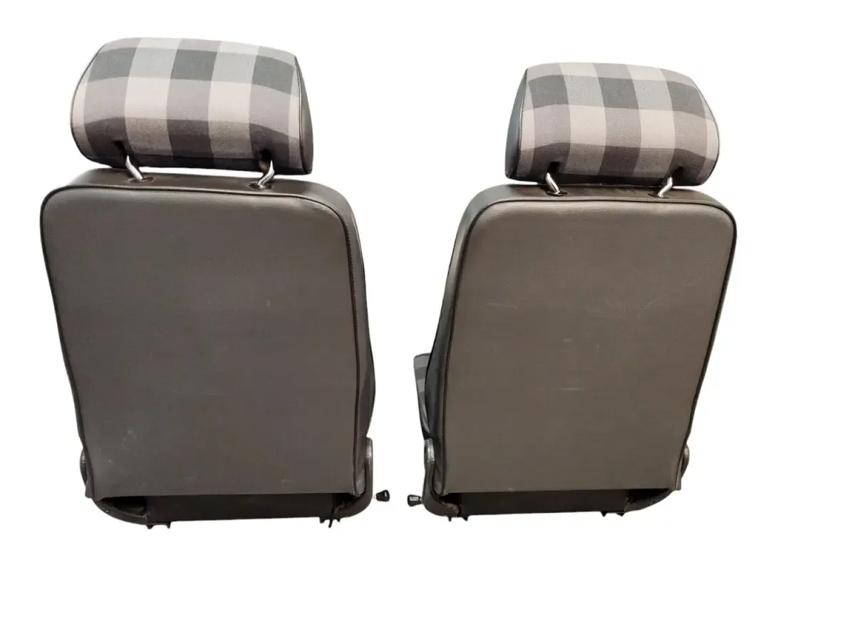 Mercedes-Benz G-Class / G-Wagon W460/W461 Front Checkered Seats with Seat Heating – Left & Right view 4